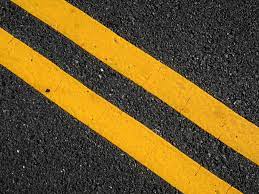 highway yellow lines
