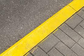 road solid yellow line