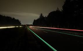 photoluminescent paint for road markings
