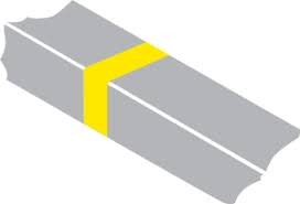 single yellow line with line on kerb