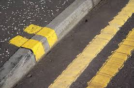 yellow lane markings