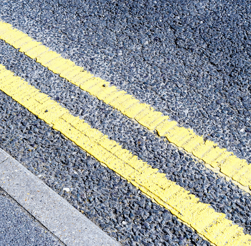 double yellow lines disabled badge